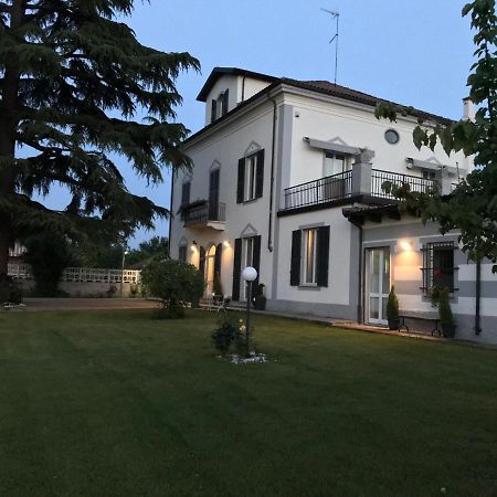 B&B Villa Prestigio Novi Ligure Dış mekan fotoğraf