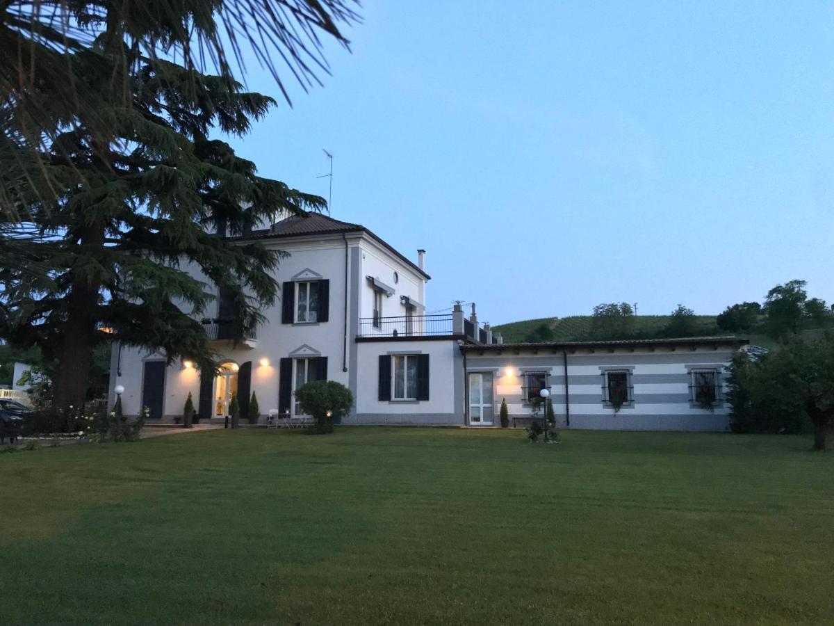 B&B Villa Prestigio Novi Ligure Dış mekan fotoğraf